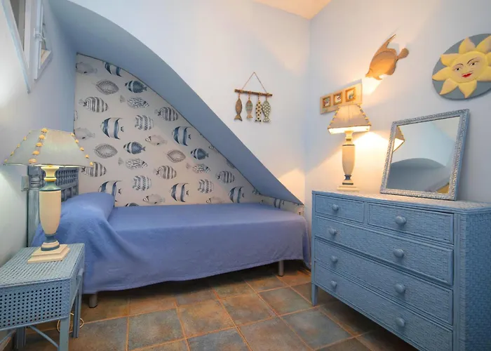 Castillos-2 By Interhome * 칼페